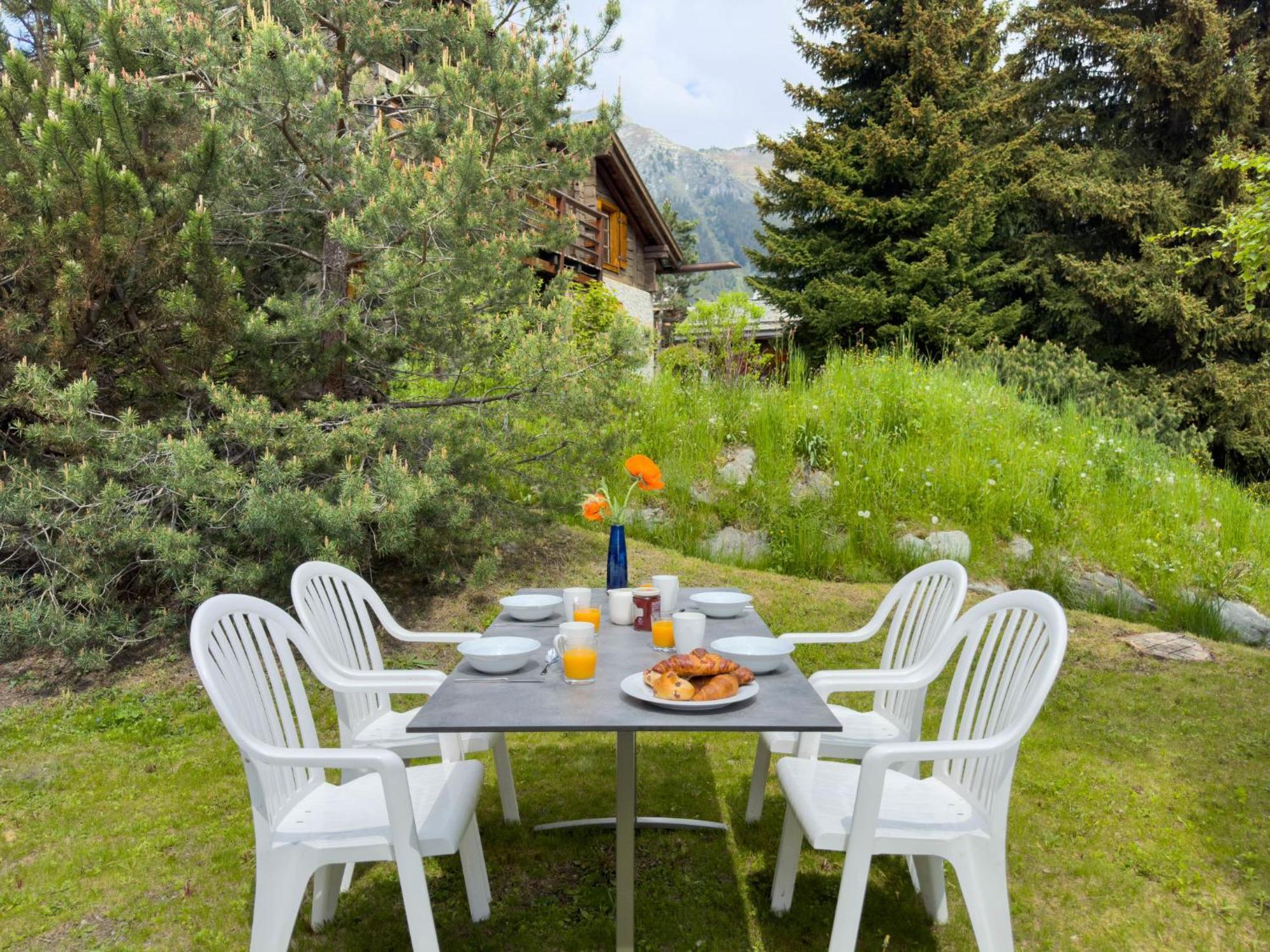 Chalet Biquinou By Interhome Verbier Exterior photo